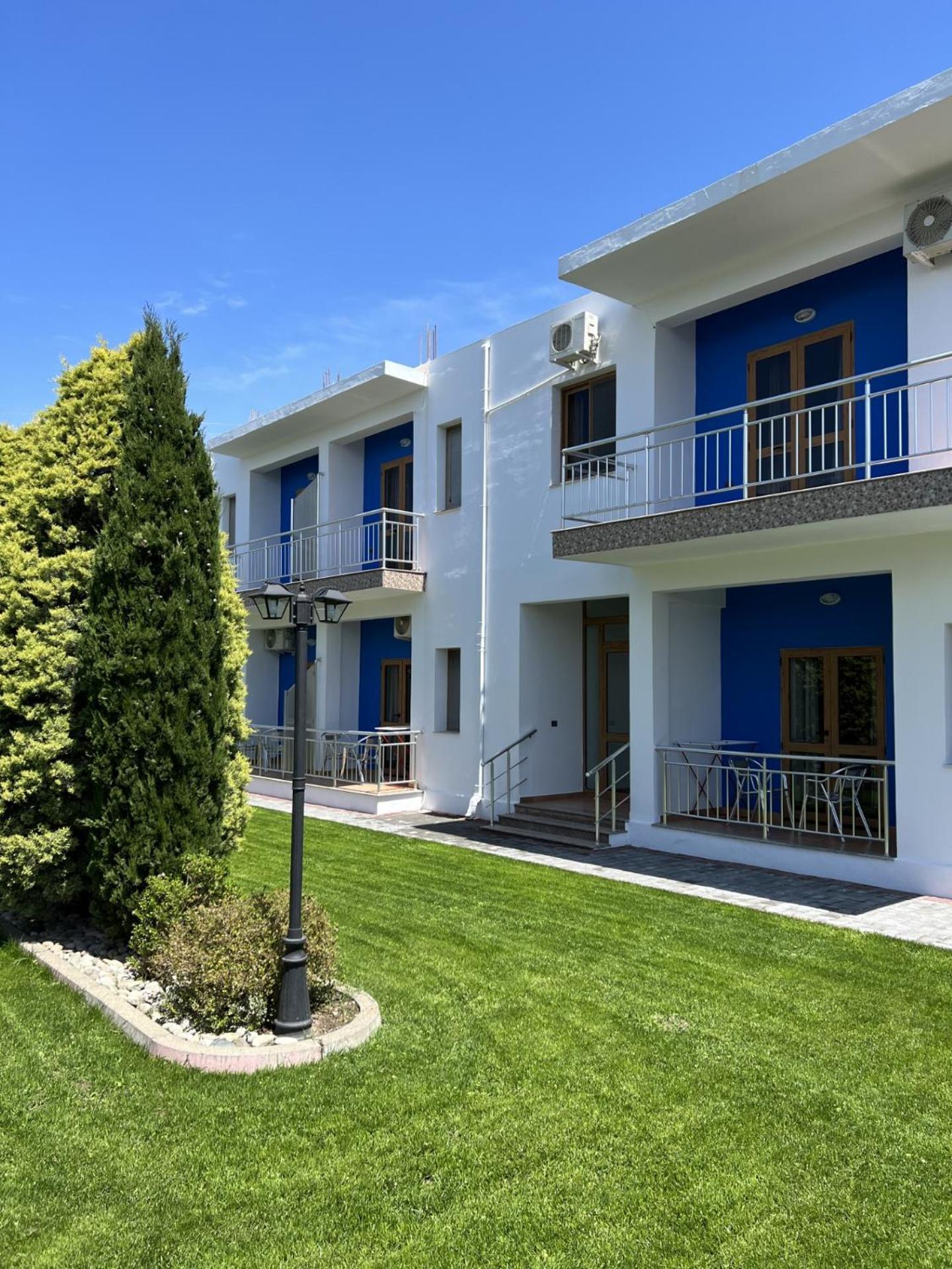 Hotel Athina Velipoje Ngoại thất bức ảnh