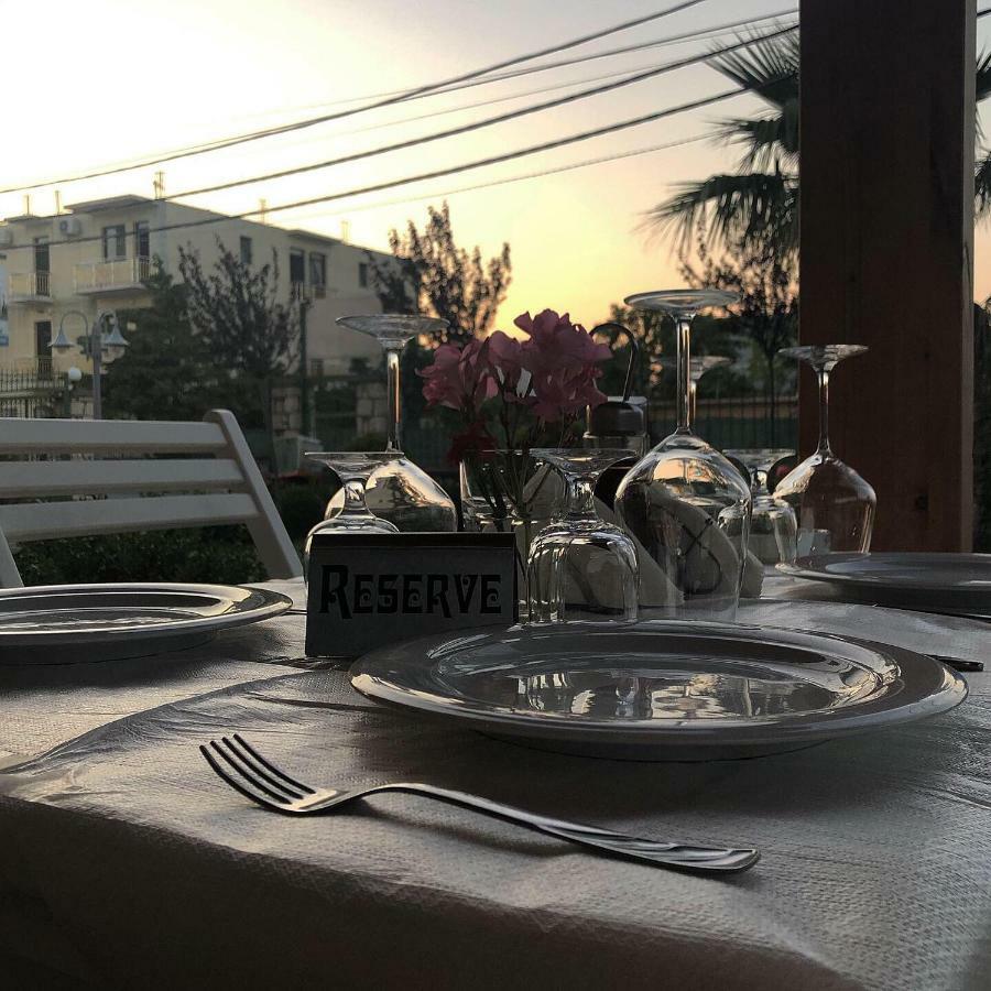 Hotel Athina Velipoje Ngoại thất bức ảnh